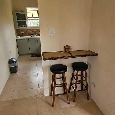 Seclusion Studio Apartment. Saint Philip Exterior photo